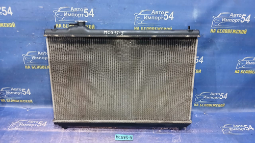 Радиатор двигателя TOYOTA HARRIER 2000