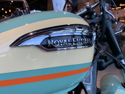 Royal Enfield Meteor 350 Aurora Green
