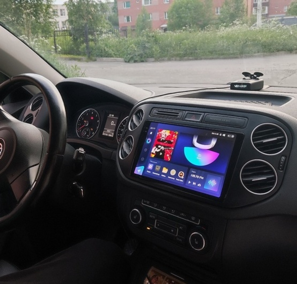 Магнитола для Volkswagen Tiguan 1 2007-2016, Golf Plus (рамка 9 чёрная, любая кнопка) - Teyes CC3-2K QLed Android 10, ТОП процессор, SIM-слот, CarPlay