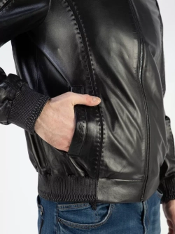 Кожаная куртка демисезонная бомбер