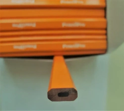 Карандаш строительный овал.