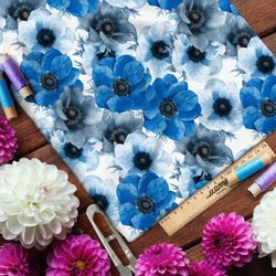 Ткань муслин крупные акварельные петуньи на белом фоне