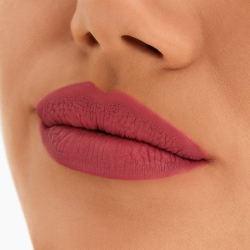 MAC Cosmetics Locked Kiss 24h Lipstick - Стойкая помада с матовым эффектом, 1,8 g