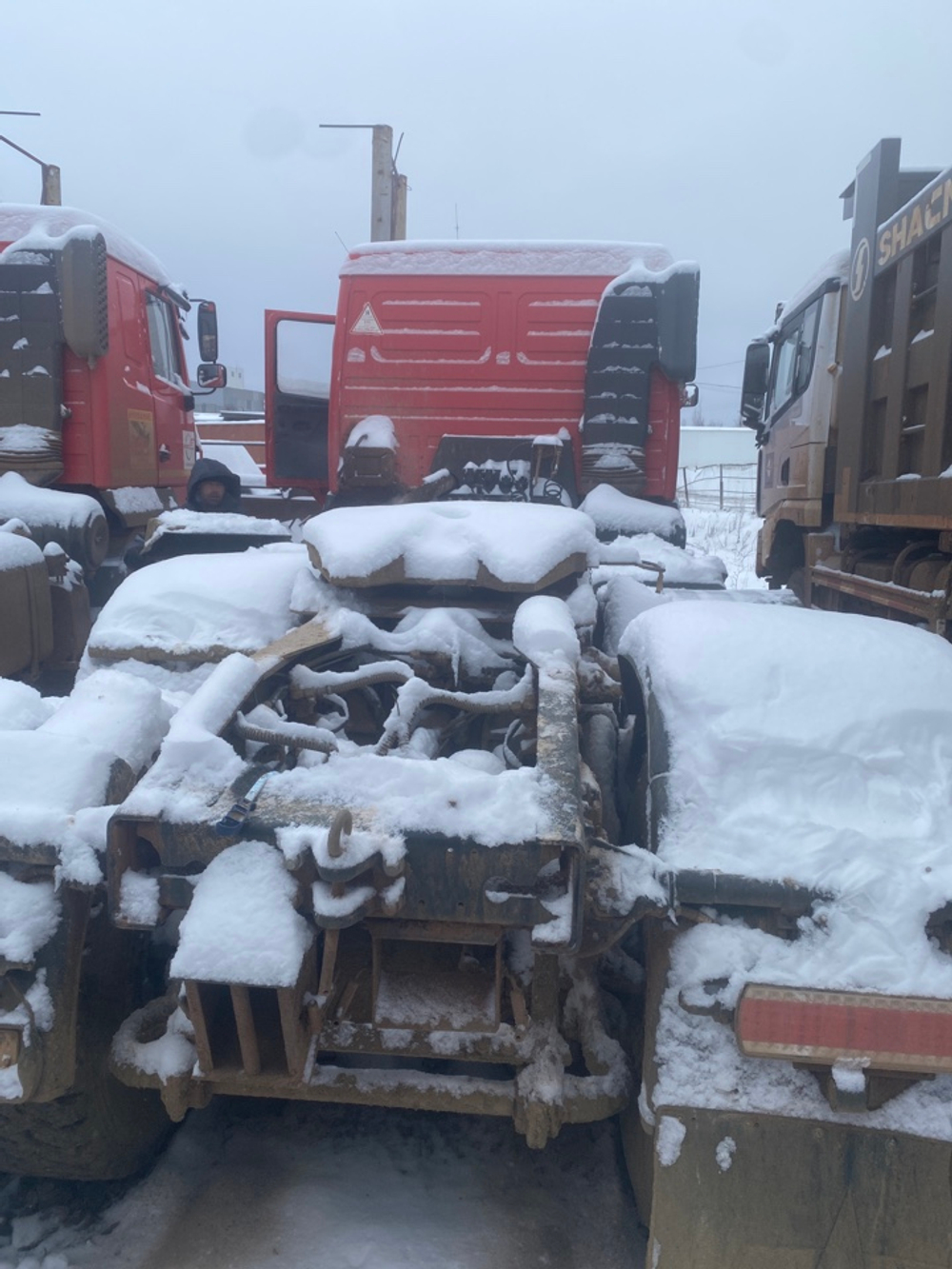 МАЗ 6432 6x6 Седельный тягач 643228-8571-052 (Дизельный, 11,6 л, 423 л.с., МТ)