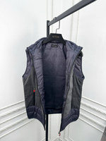Безрукавка Kiton