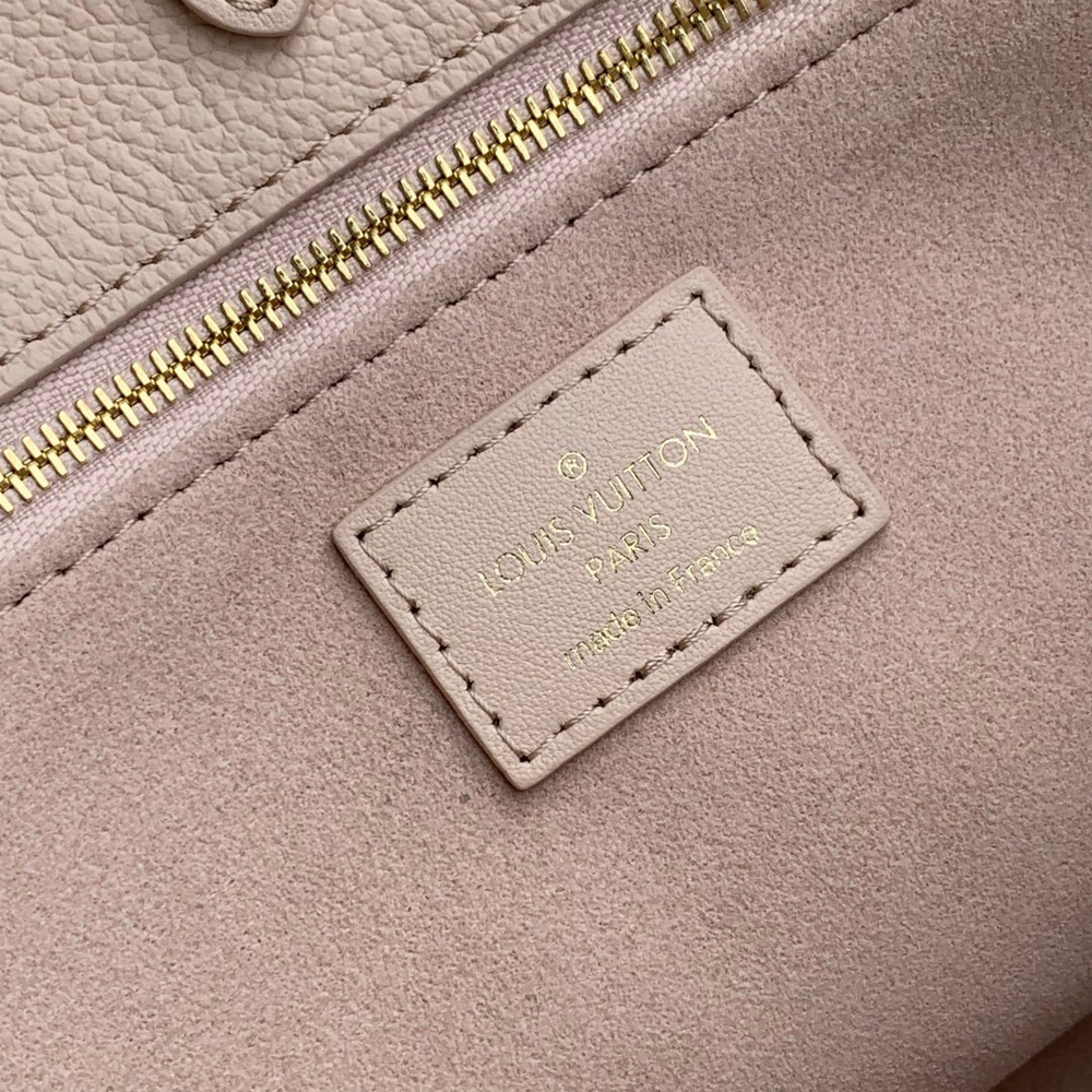 Louis Vuitton OnTheGo MM
