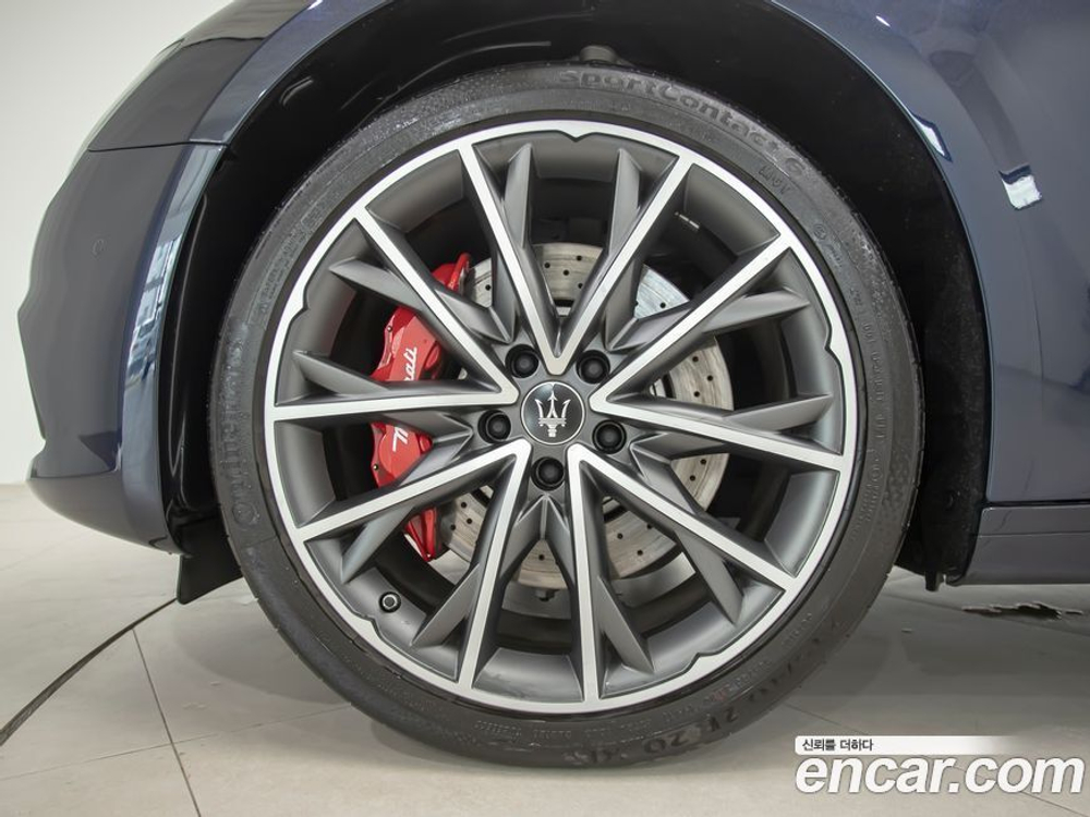 Maserati Ghibli 3.0 모데나 (06.2022)