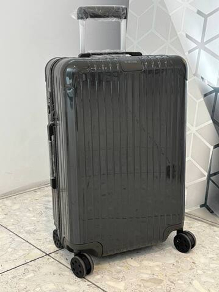 Чемодан Rimowa