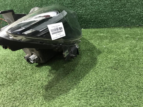 Фара правая Mazda CX-5 1 (2015-2017) LED