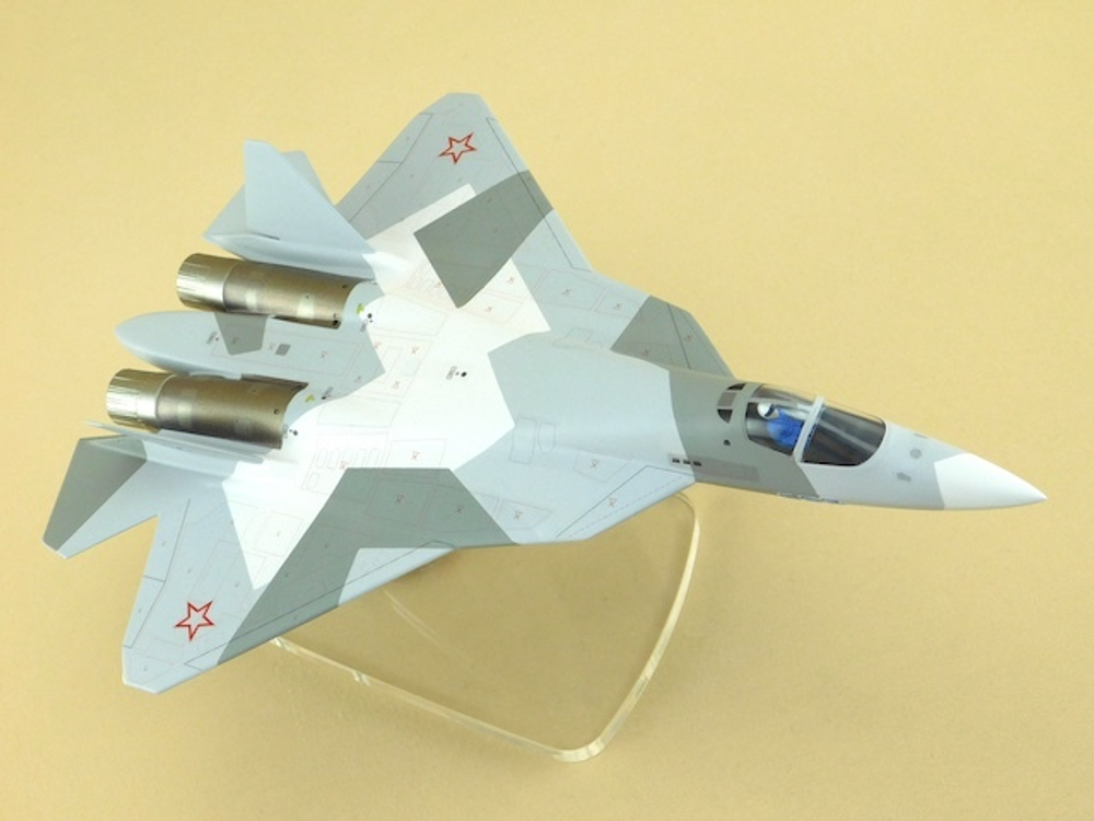 Модель самолета Су-57 (М1:72, 052, Камуфляж)