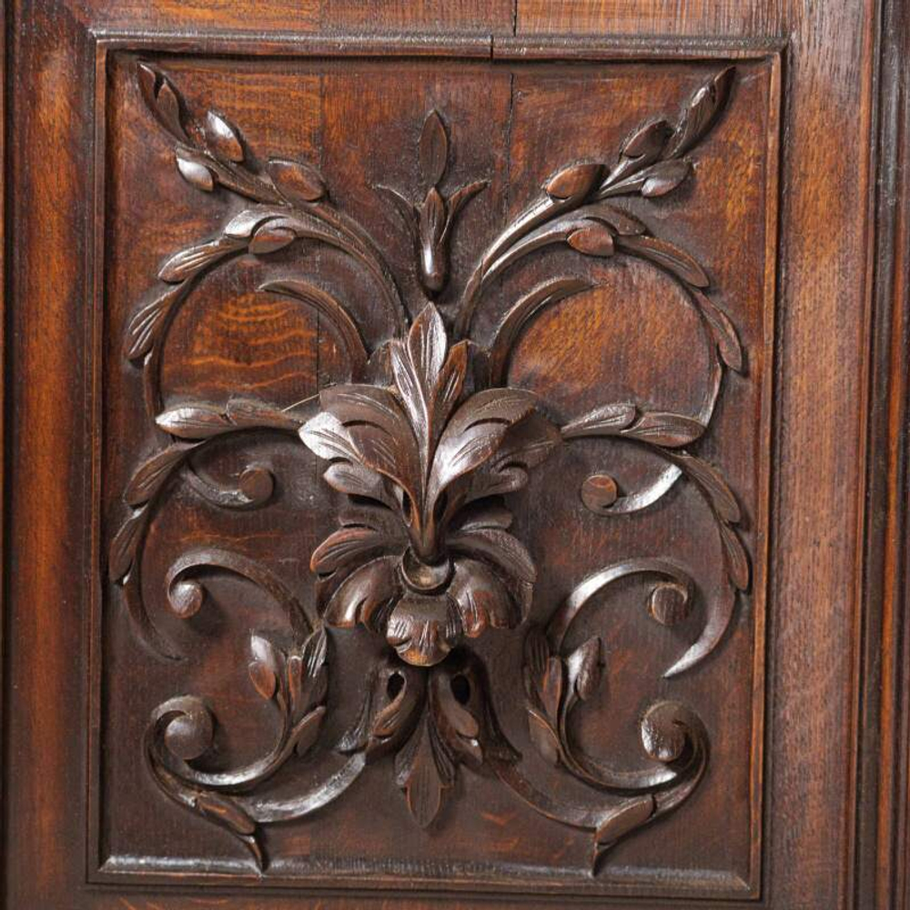 Шкаф из рыцарского зала