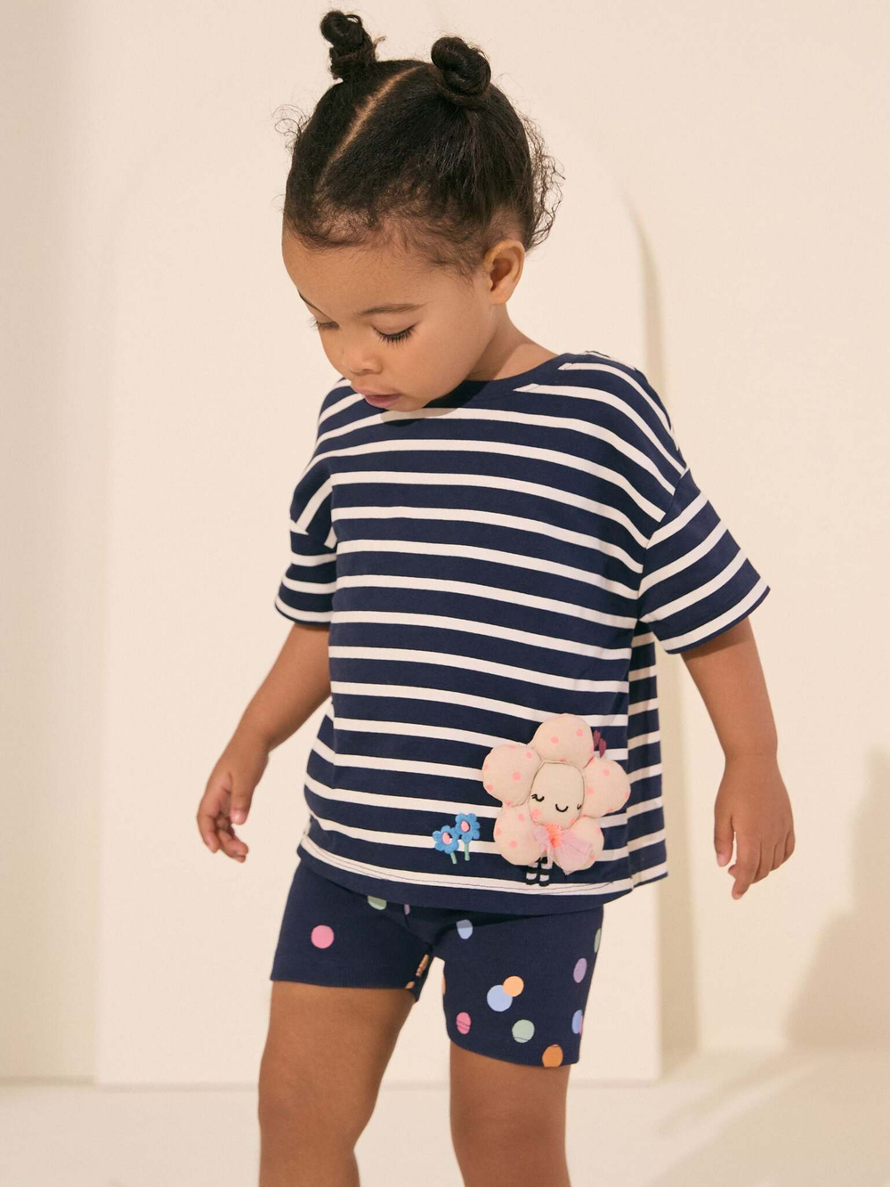 Футболка и шорты-велосипедки в комплекте для девочки Next AD5-569, Темно-синий, Белый