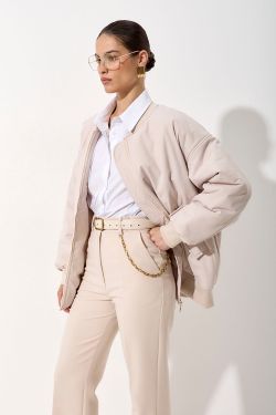 Куртка бомбер пудрово-бежевого цвета