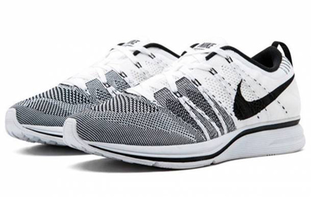 Кроссовки Nike Flyknit Trainer White Black
