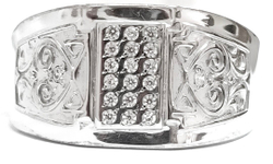 Ювелирное мужское кольцо из серебра 925 пробы с фианитами,размер 23.5