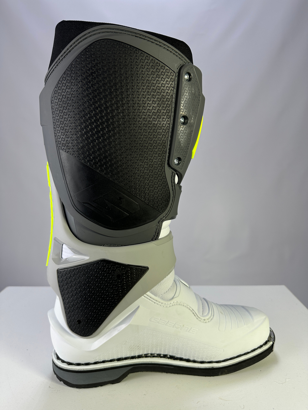 Мотоботы GAERNE SG-22