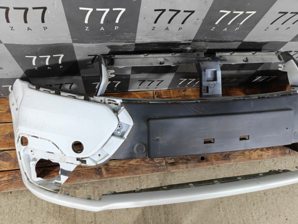 Бампер передний LADA Largus 21-нв Б/У Оригинал 8450091522