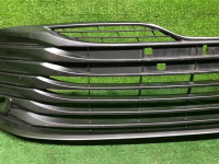 Решетка переднего бампера Toyota Camry xv70 17-21
