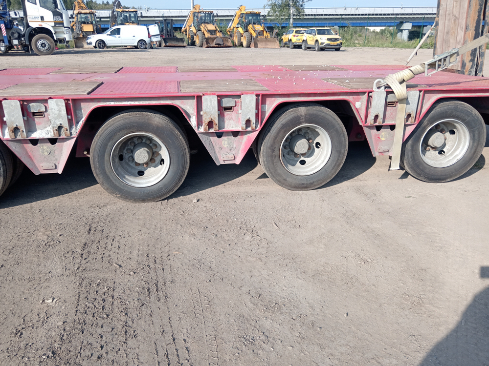 SINANLI TANKER ST4* Полуприцеп тяжеловоз 4 оси ST4FLF (Раздвижной)