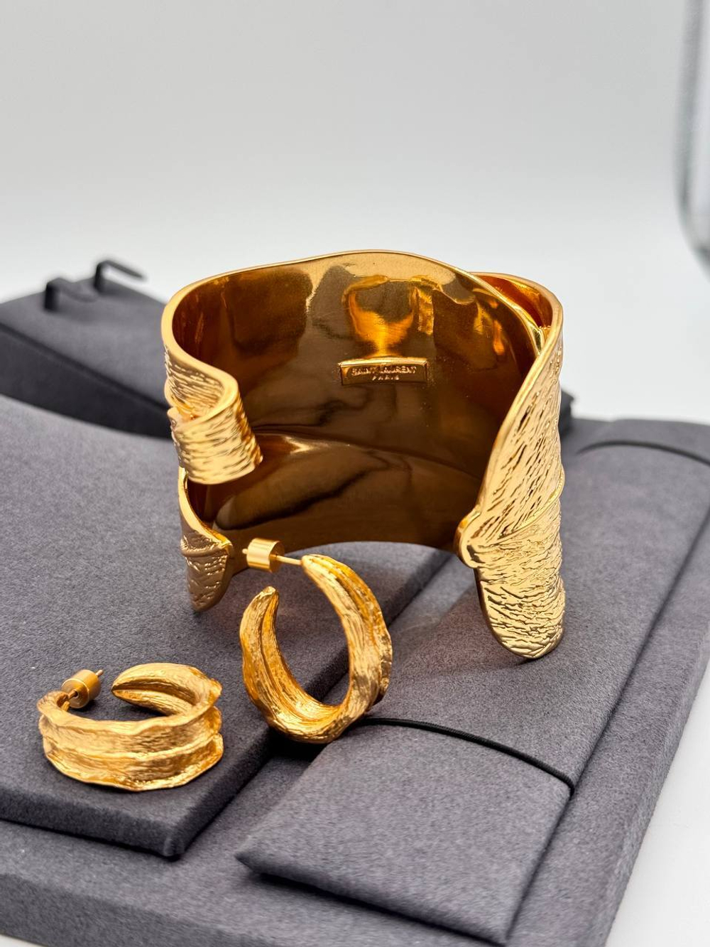 Браслет Yves Saint Laurent