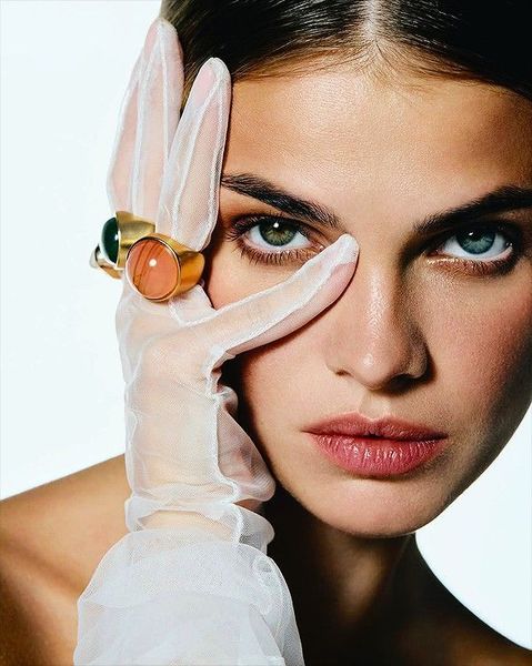 Лифтинг сыворотка для век: Мой секрет сияющего взгляда без морщинок и усталости