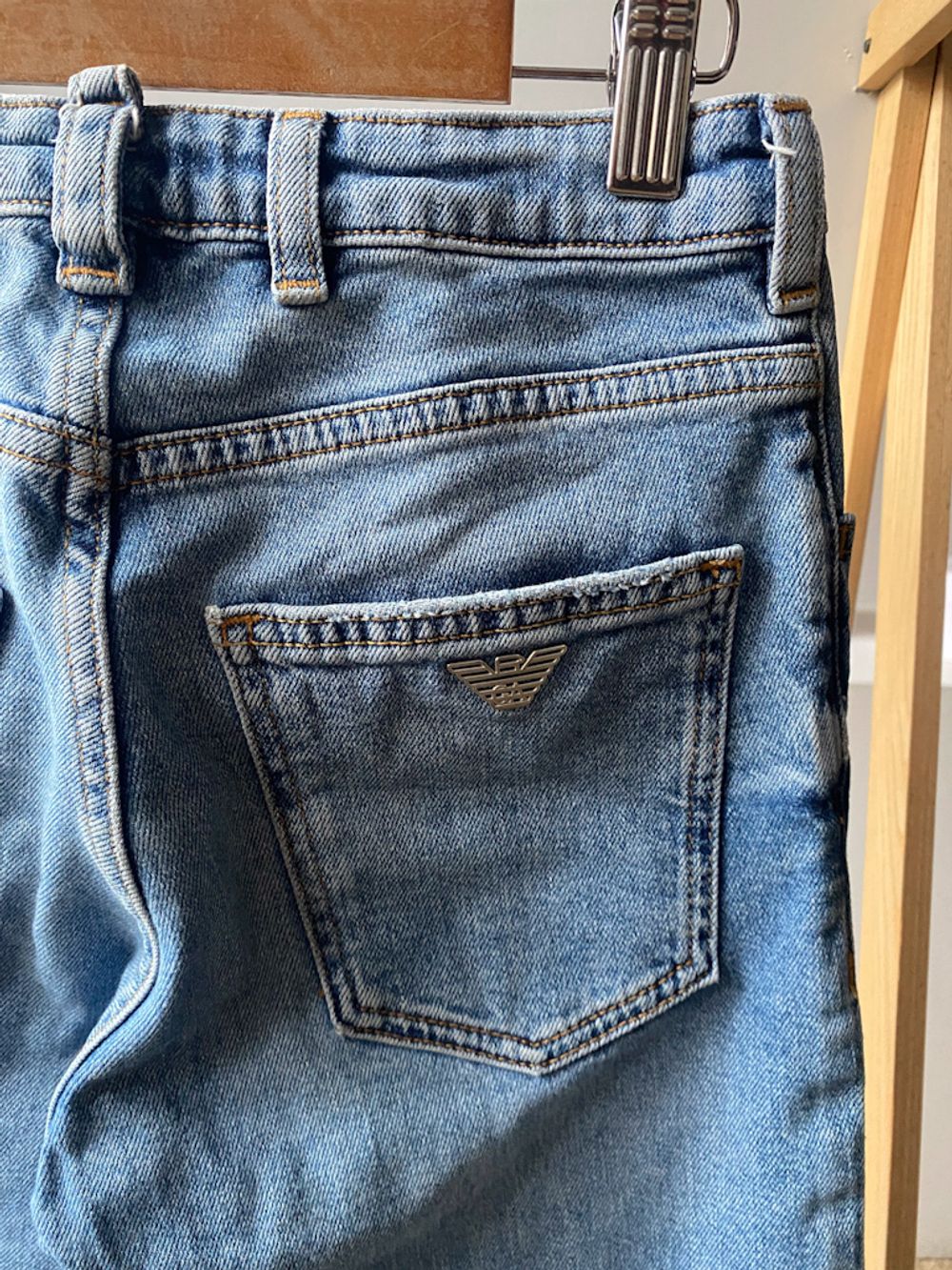 Джинсы Emporio Armani, 140