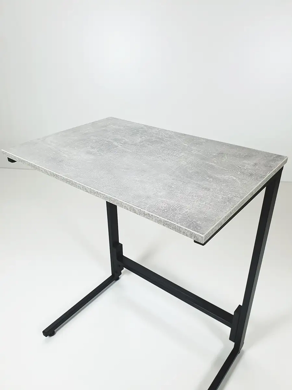 Журнальный столик приставной придиванный прикроватный