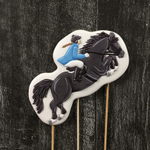 Девушка на лошади №1