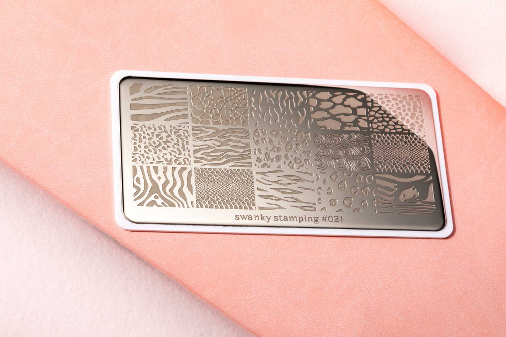 Пластина Swanky Stamping 021