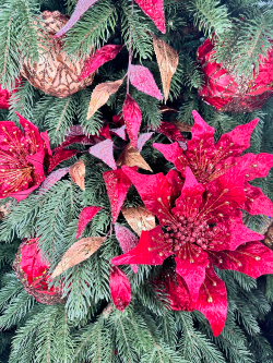 Веточка с пуансеттией 61см ChristmasDeLuxe premium collection бордовая