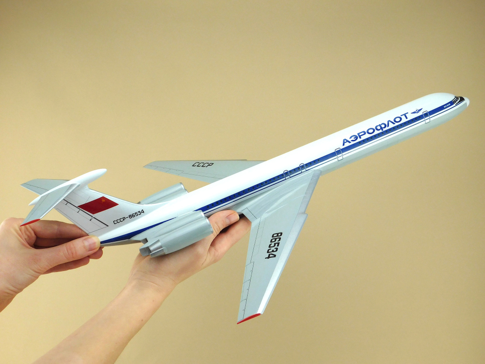 Самолет из картона. Ан-22 amodel 1/72. Самолет игрушечный летающий. Радиоуправляемый самолет из бальзы. Модели самолётов.