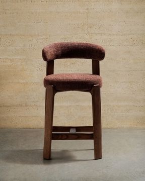 Полубарный стул Granite из коричневой синели и ясеня с отделкой орех 65 см