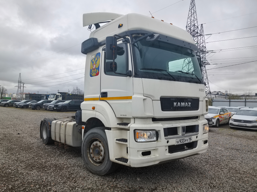 КамАЗ М1840 4x2 Седельный тягач 5490-S5 (Дизельный, 12,0 л, 401 л.с., МТ)