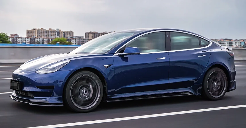 Обвес для Tesla Model 3 2017+ Тесла