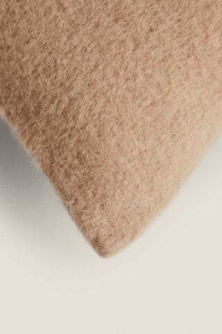 ZARA HOME ОДНОТОННЫЙ ЧЕХОЛ НА ПОДУШКУ, РЫЖЕВАТО-КОРИЧНЕВЫЙ