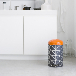Ведро Brabantia Orla Kiely 12л темный графит в интерьере