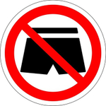 Знак "Вход в шортах запрещен"