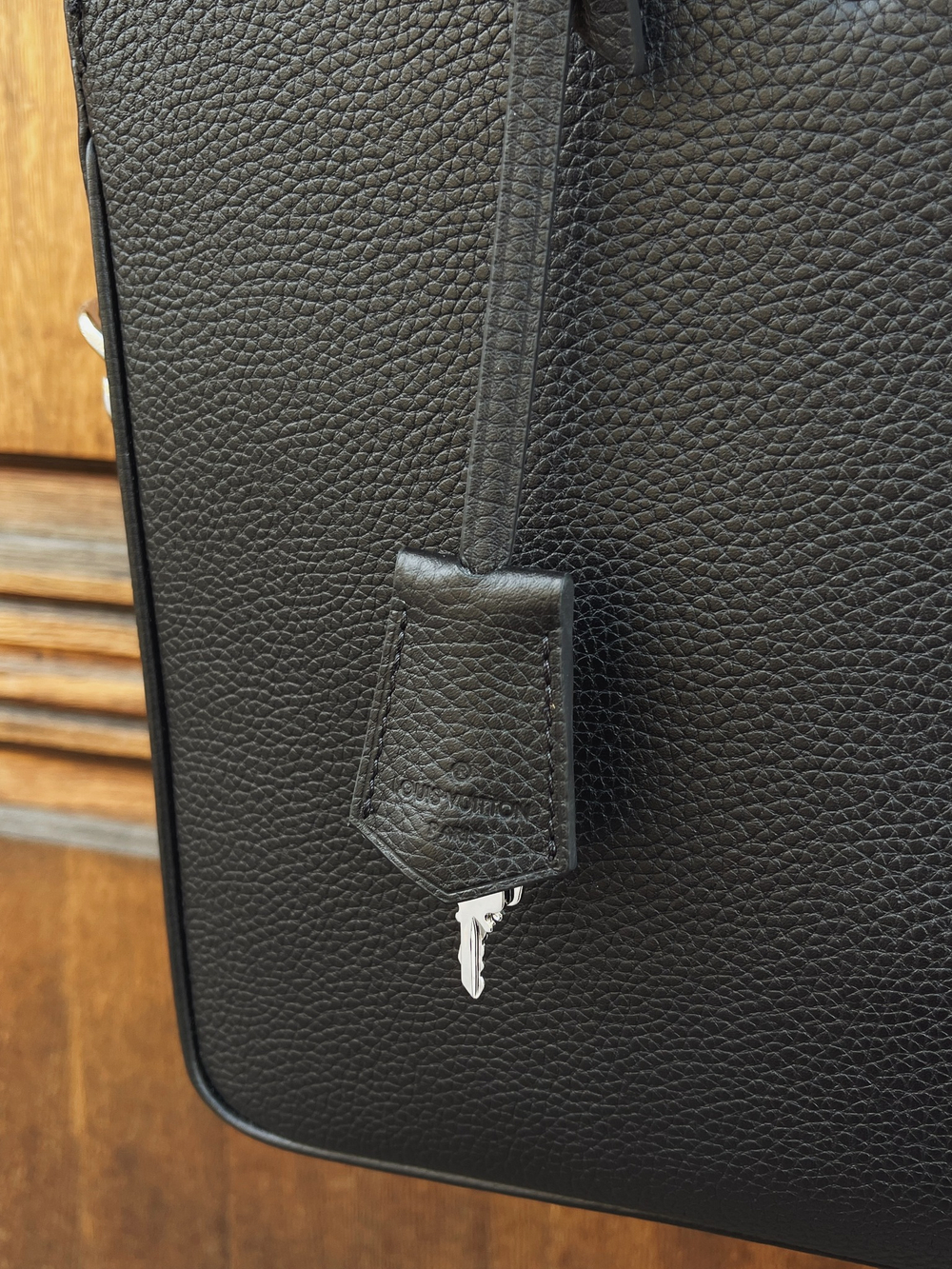 Louis Vuitton Armand