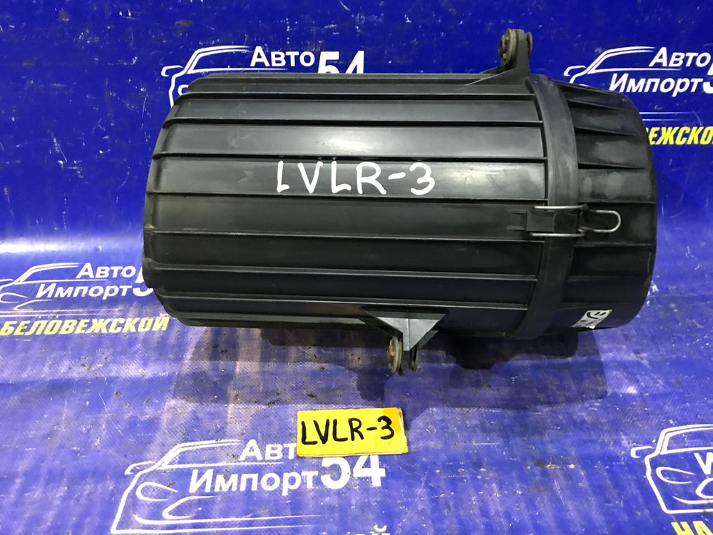 Корпус воздушного фильтра MAZDA MPV 1997