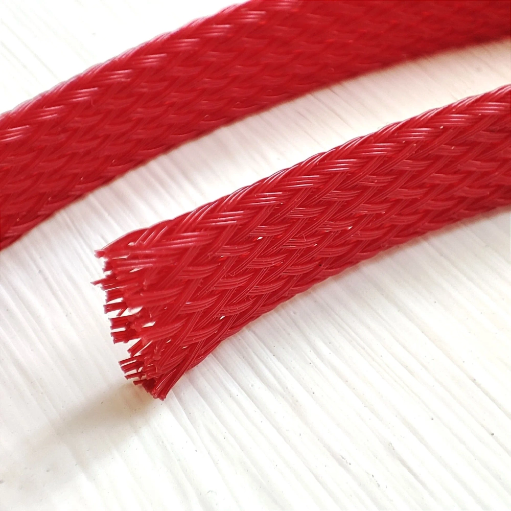 DAXX Кожух для кабелей диаметром от 9 до 15мм нейлоновый, красный -1м-