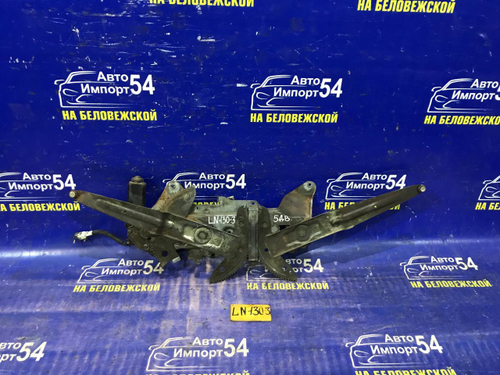 Стеклоподъемник двери багажника TOYOTA HILUX SURF 1992