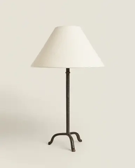 ZARA HOME НАСТОЛЬНАЯ ЛАМПА НА ТРЕХ НОЖКАХ