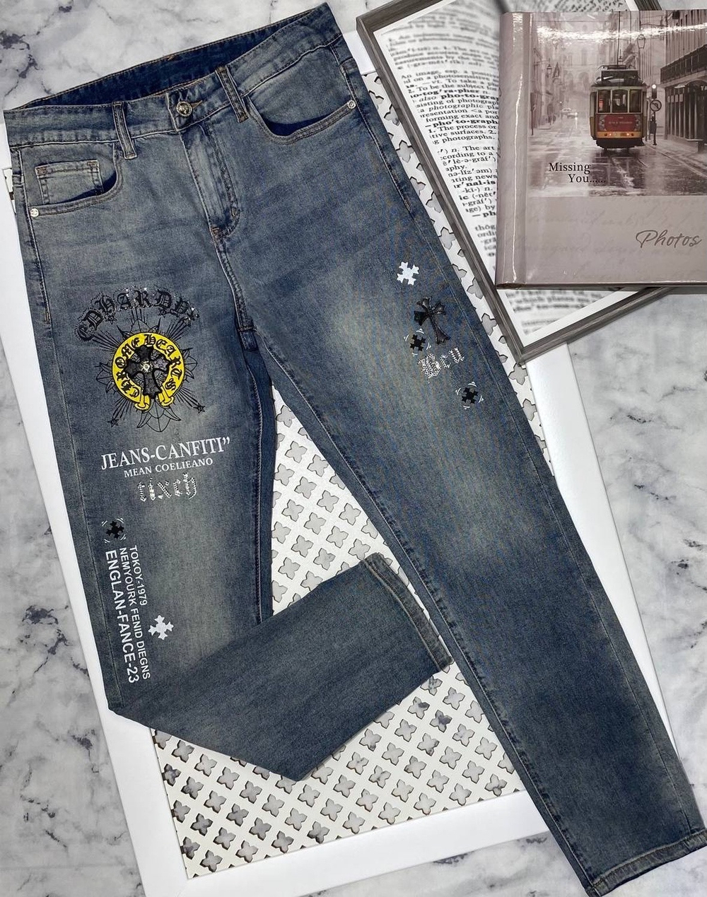 Джинсы Chrome Hearts