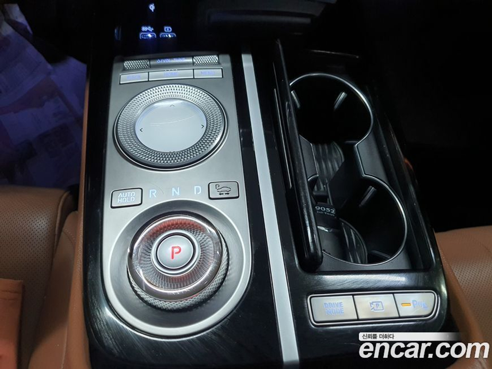 Genesis G80 (RG3) Бензин 2.5 Turbo AWD (01.2021)