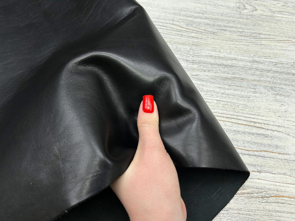 Кожа из Италии для портмоне Жаброн цв. Черный / Jabron Light Nero, толщ. 1,3-1,5 мм