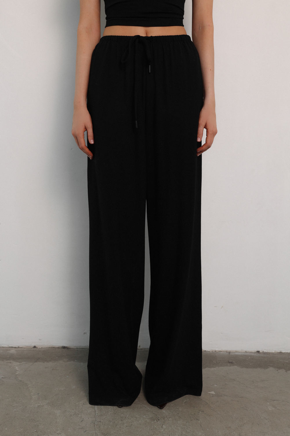 Брюки трикотажные черные