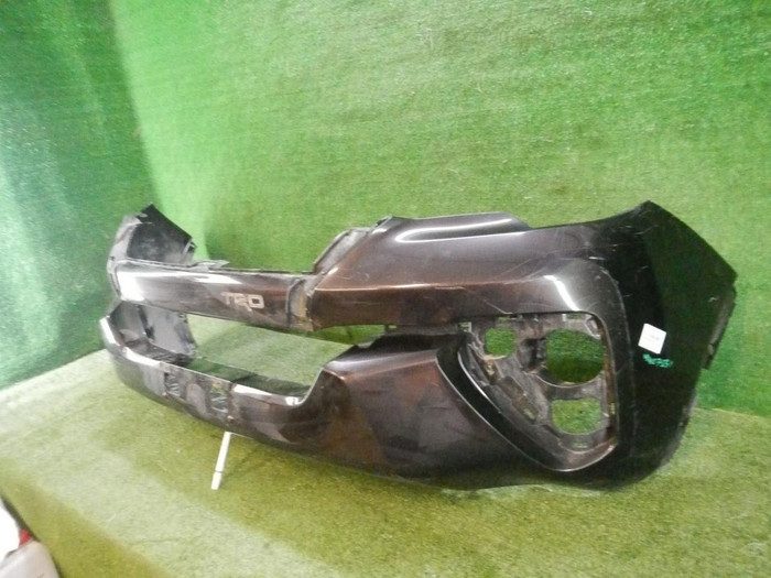 Бампер передний Toyota Fortuner 2 (2015-2020)