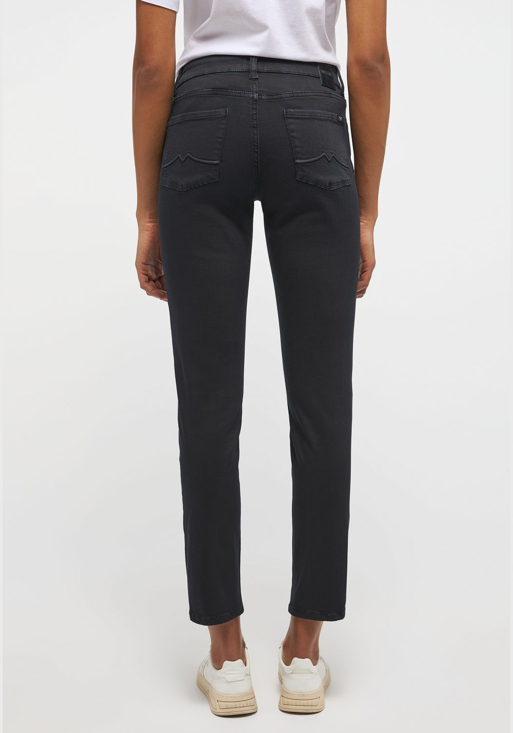 Джинсы Crosby Relaxed Slim 1013588-4000-940