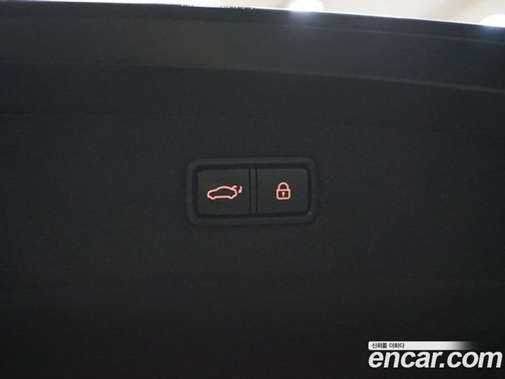Genesis G90 3.3 T AWD (01.2021)