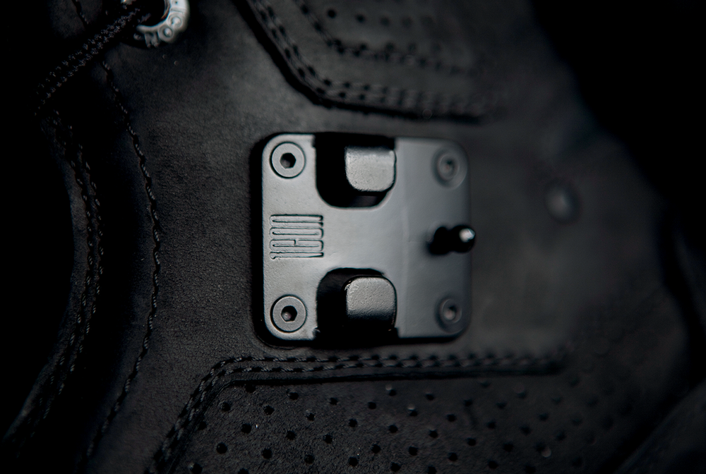 Мотоботы - ICON TRUANT (черные)